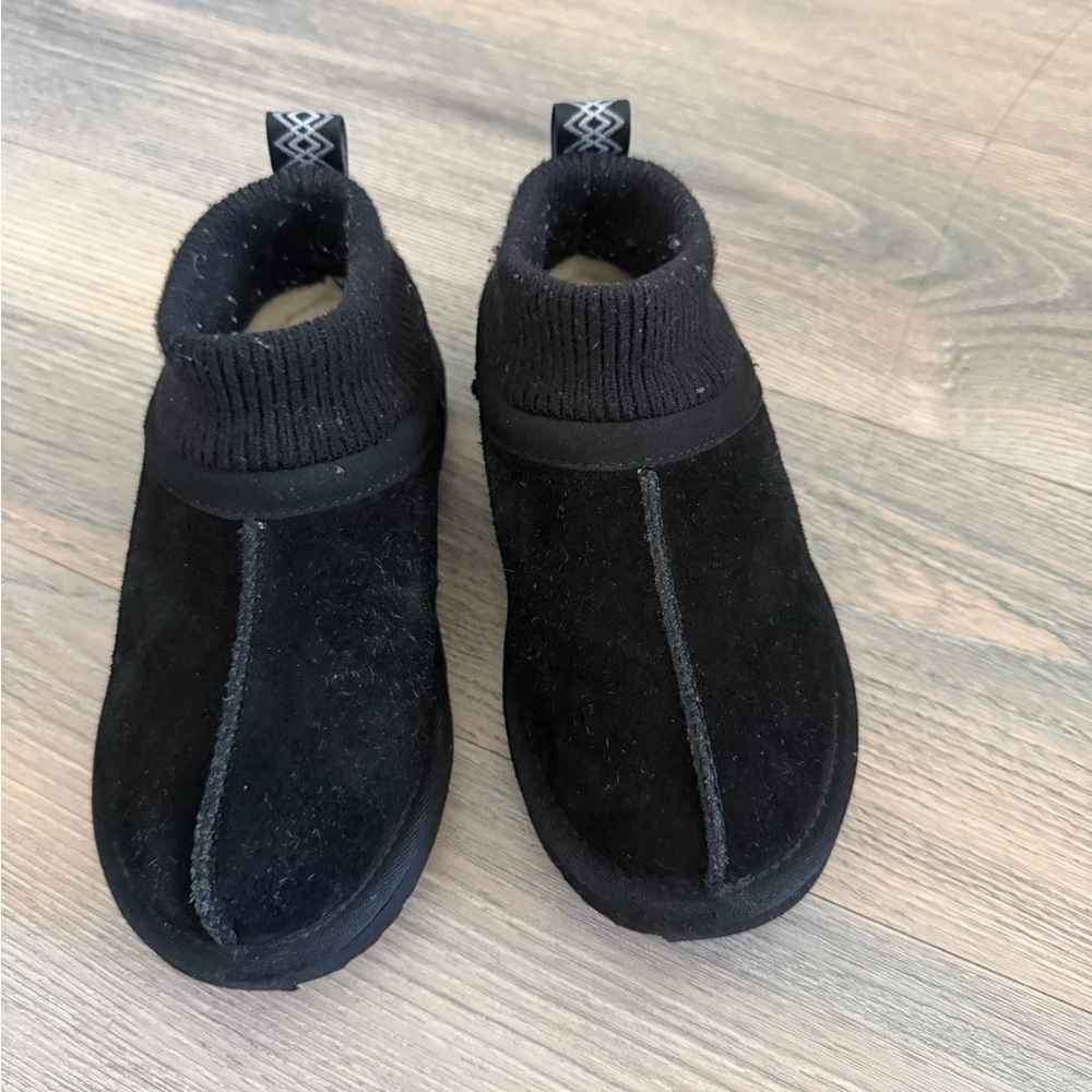 UGG Kids Classic Ultra Stretch Mini Boot Size US12/EU30